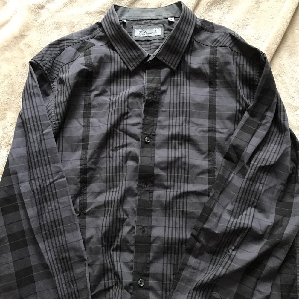 Button down shirt 7 Diamonds